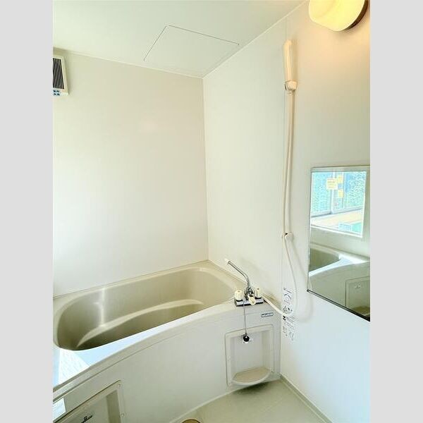 レトアFCの物件内観写真