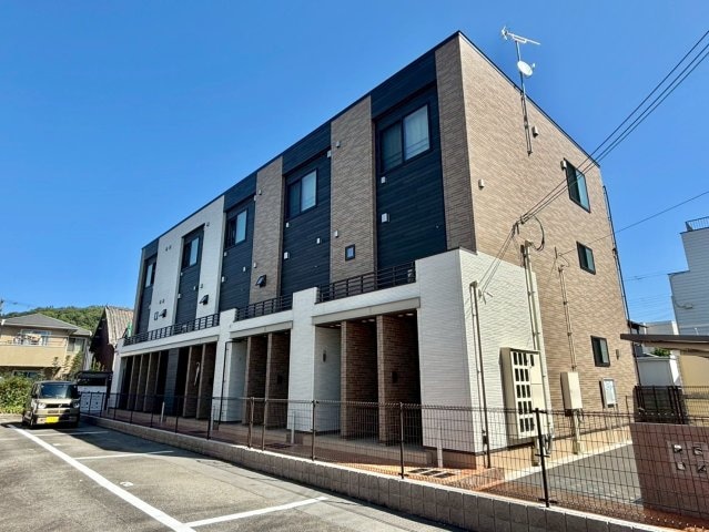 メゾングレーヌ龍野町の物件外観写真