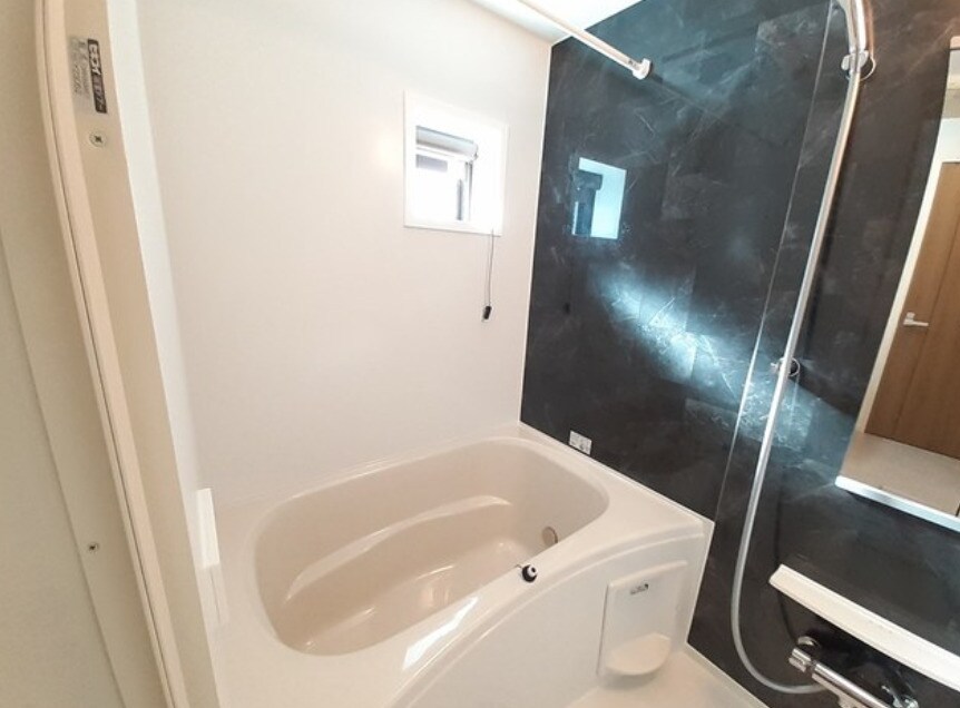 メゾングレーヌ龍野町の物件内観写真