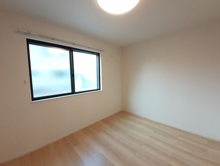 マウントック・ルルⅡの物件内観写真