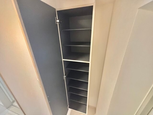 クローバー英賀保駅前の物件内観写真