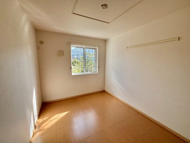 アイリスガーデンBの物件内観写真