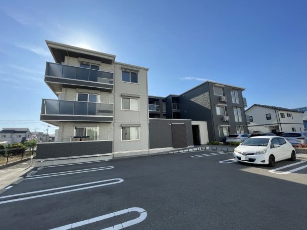 ヴィラ　ルーチェの物件外観写真