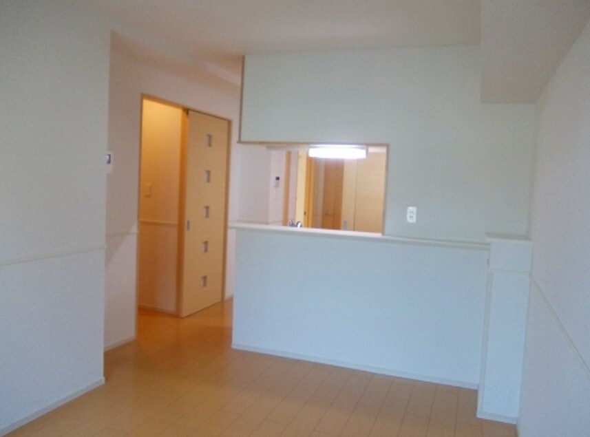 シーズンズ　コンフォートⅡの物件内観写真