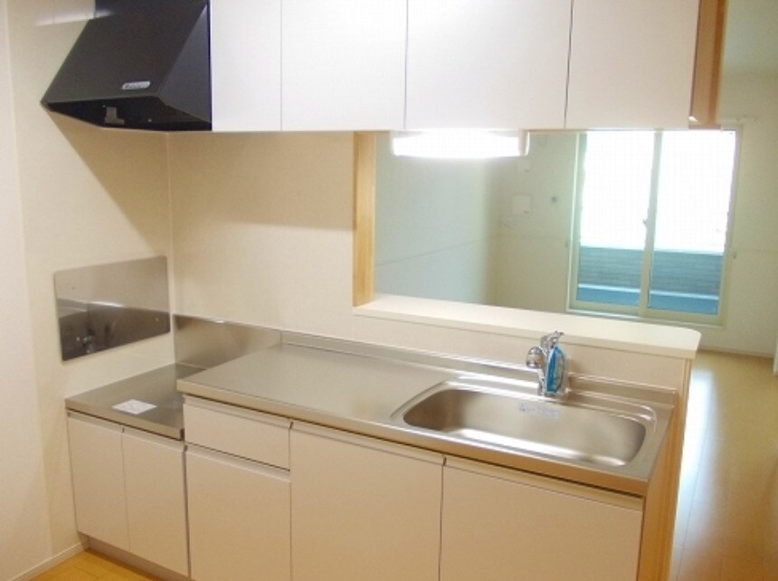 シーズンズ　コンフォートⅡの物件内観写真