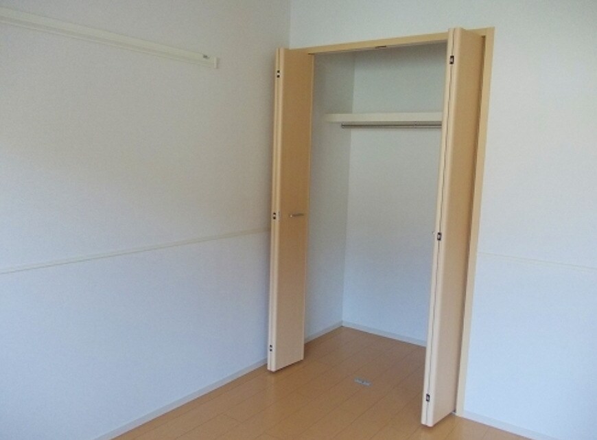 シーズンズ　コンフォートⅡの物件内観写真