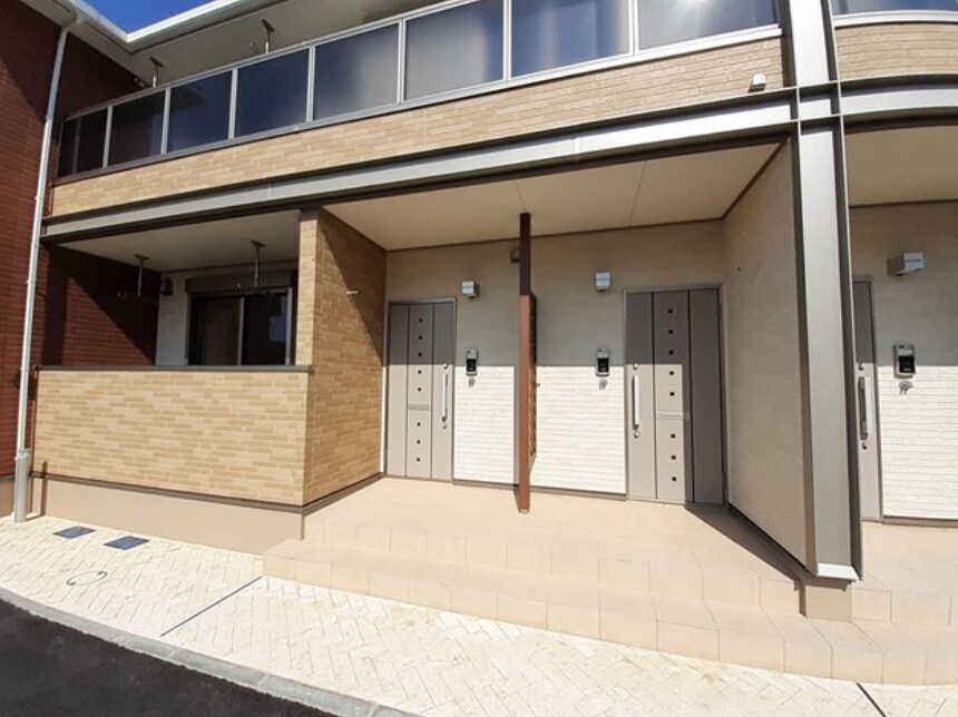 ブリック　フェアリーⅢの物件外観写真