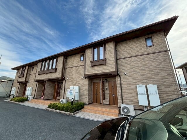 ペール・メゾンCの物件外観写真