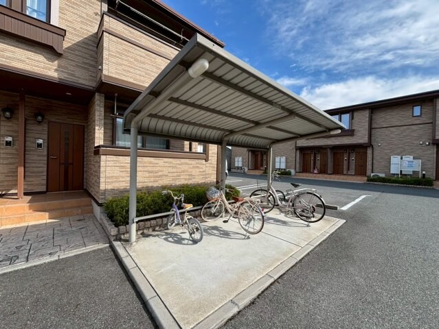 ペール・メゾンCの物件外観写真