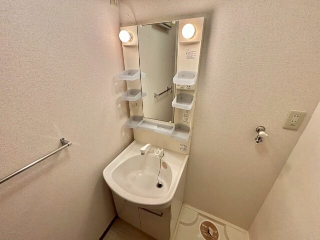 アゼリア大善の物件内観写真