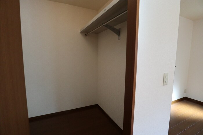 アゼリア大善の物件内観写真