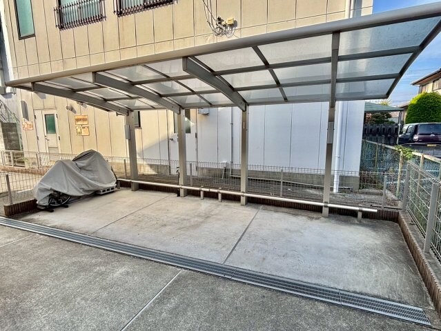 ジャルダン亀山の物件外観写真