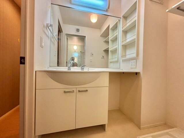 サンライズ中地の物件内観写真