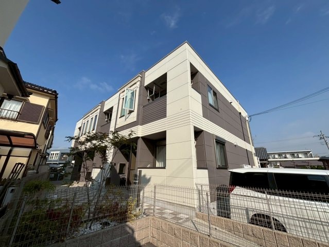 マニエールの物件外観写真