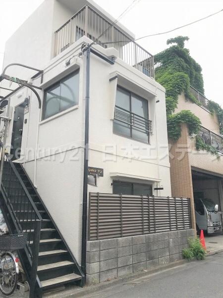 シャトレ・アンの物件外観写真