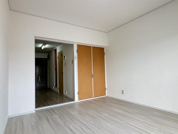 ソラリア大在の物件内観写真