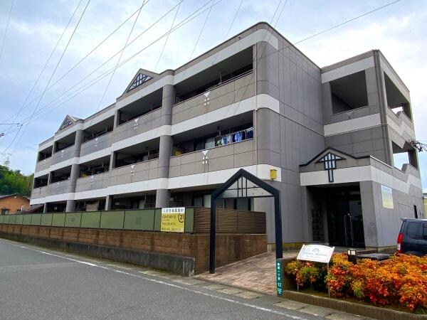 フォレストメゾンの物件外観写真