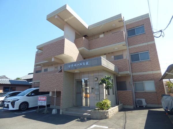 マリベール大在の物件外観写真