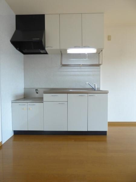 マリベール大在の物件内観写真