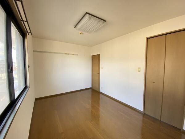 ベルレアベニールＣの物件内観写真