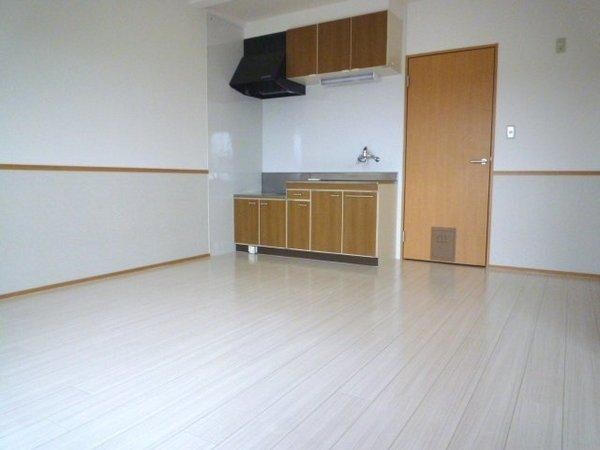 シャトルハウスⅡの物件内観写真