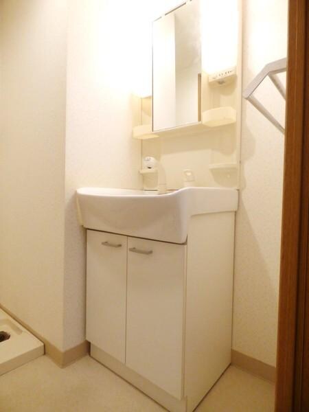 マリベール大在の物件内観写真