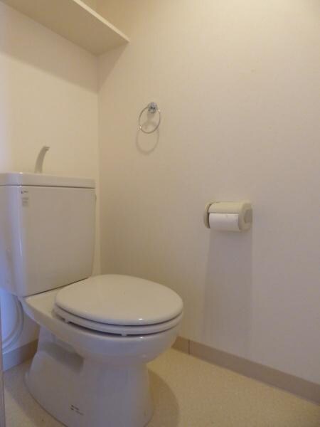 マリベール大在の物件内観写真