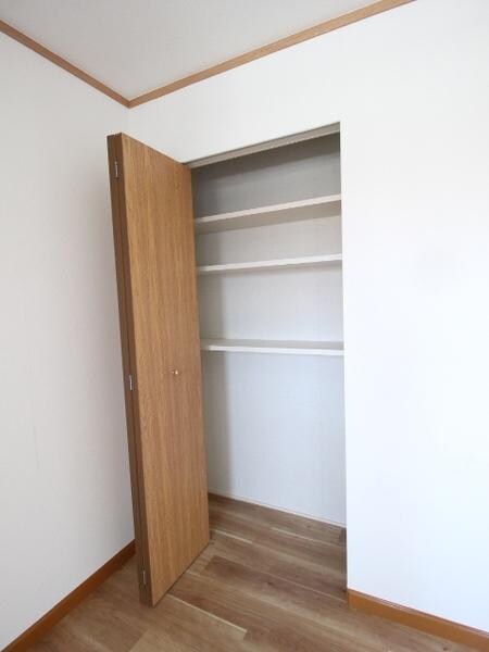 エスポアール泉の物件内観写真