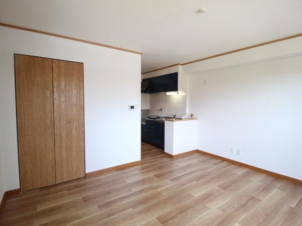 エスポアール泉の物件内観写真