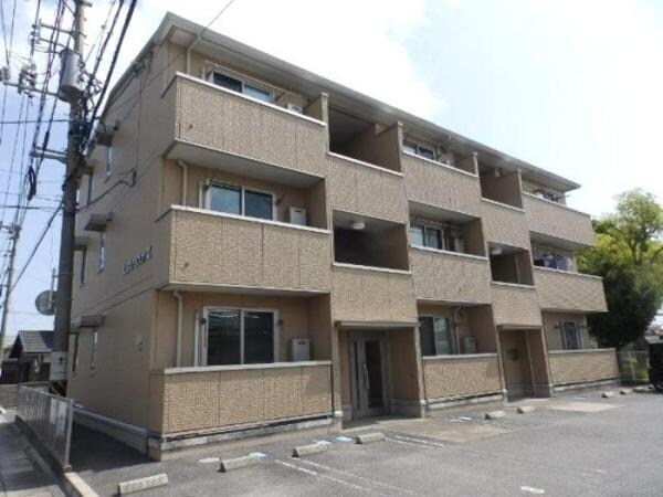 ラブラドール２の物件外観写真