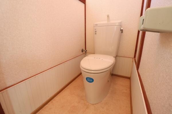 中高根貸家の物件内観写真