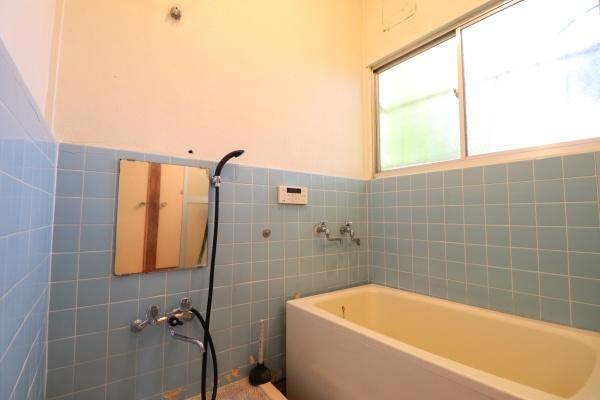 中高根貸家の物件内観写真