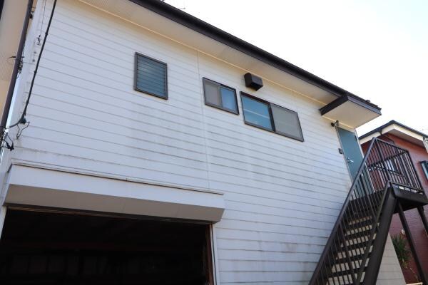 能満貸家の物件外観写真