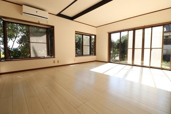 中高根貸家の物件内観写真