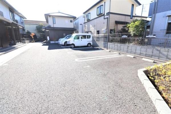 Breeze谷塚の物件外観写真