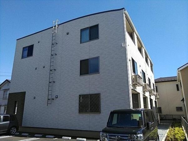 グランデの物件外観写真