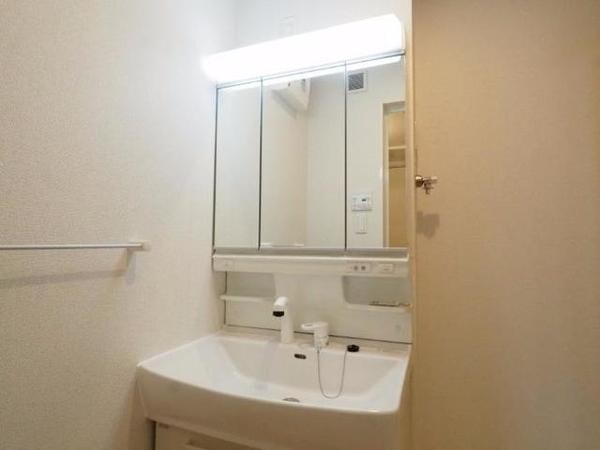 ビサイド　ストリームの物件内観写真