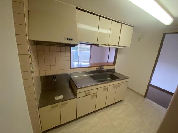 シャルム和知川原の物件内観写真