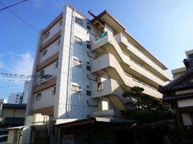 岡本ハイツの物件外観写真