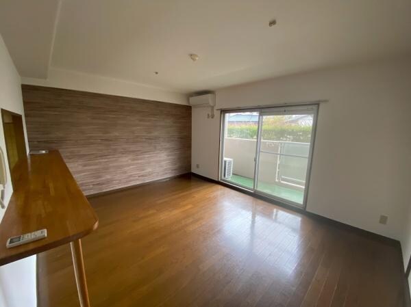 シャルム和知川原の物件内観写真