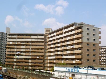 春日出団地の物件外観写真