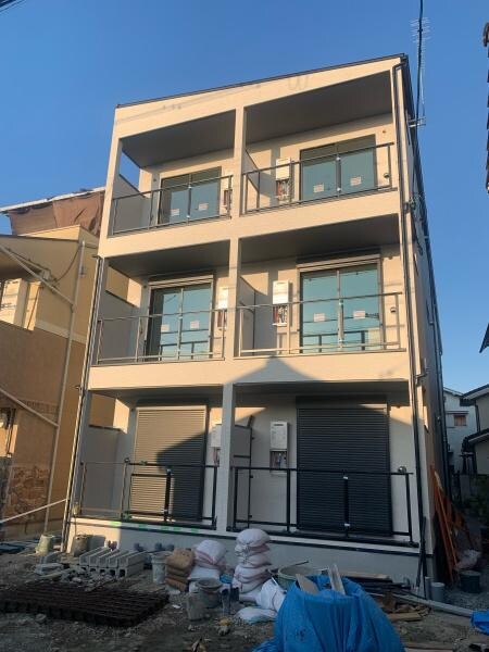 badge瓜破WESTの物件外観写真