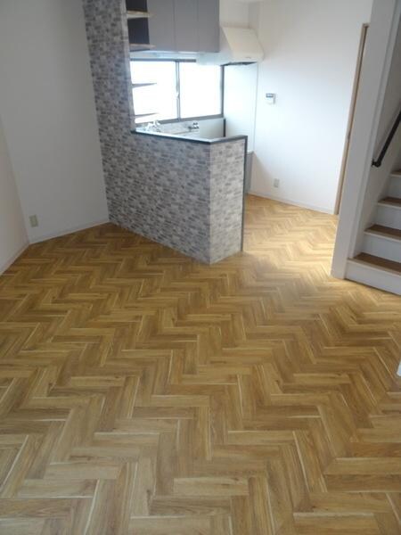 南恩加島6丁目貸家の物件内観写真