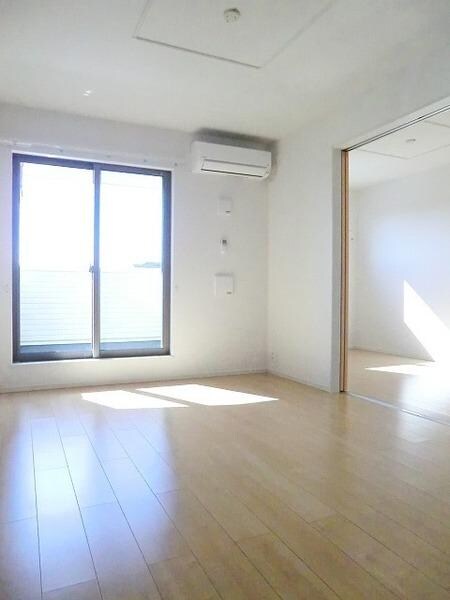 サンパティーク阿波岐原の物件内観写真