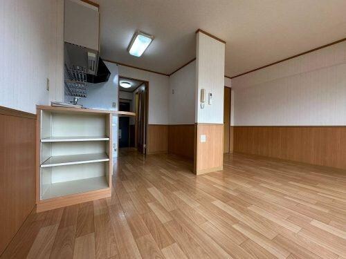 カーサヴェルデの物件内観写真