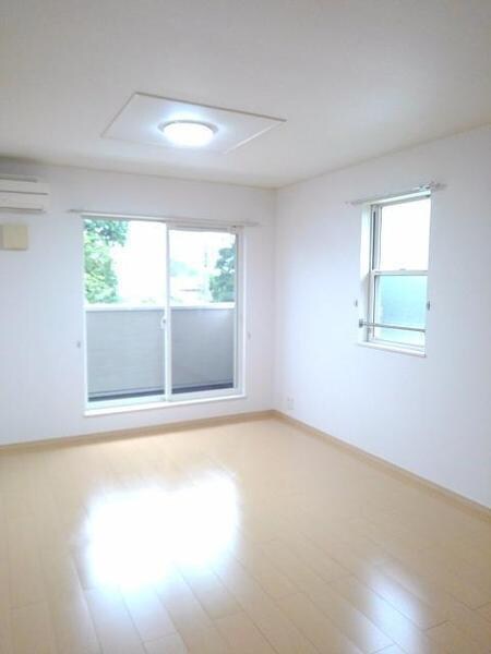 プリムローズの物件内観写真