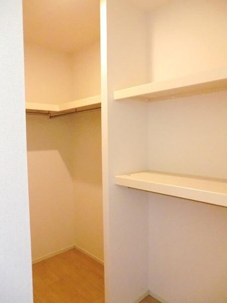 サンパティーク阿波岐原の物件内観写真