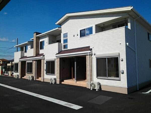 サンパティーク阿波岐原の物件外観写真