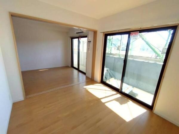 Revel Oceanの物件内観写真