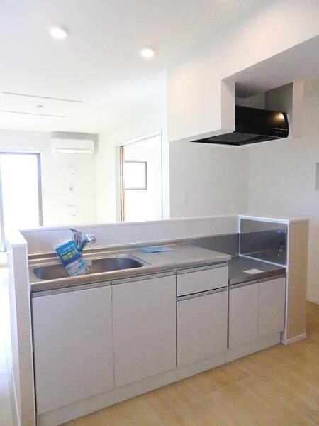 サンパティーク阿波岐原の物件内観写真